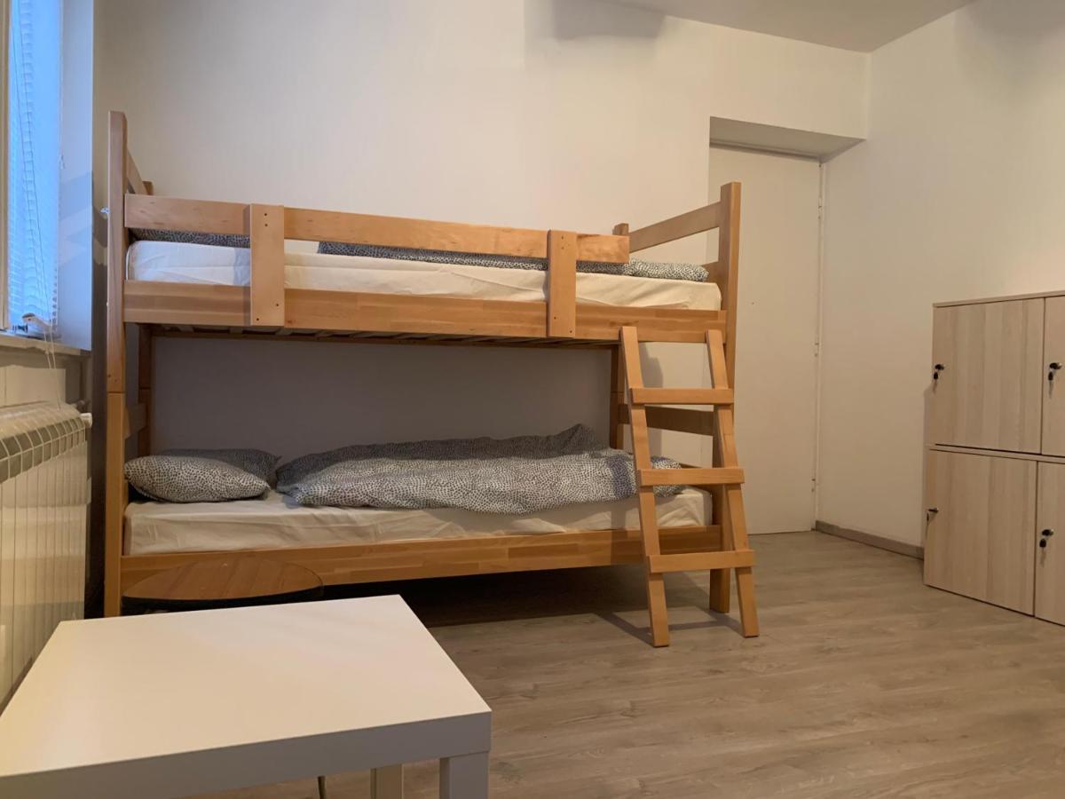 Private Rooms Belgrade Hostel Belgrado Exterior foto